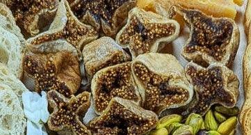 Charcuterie Board Nuts & Dry Fruits - Meat N' Bone
